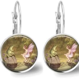 Vintage style earrings